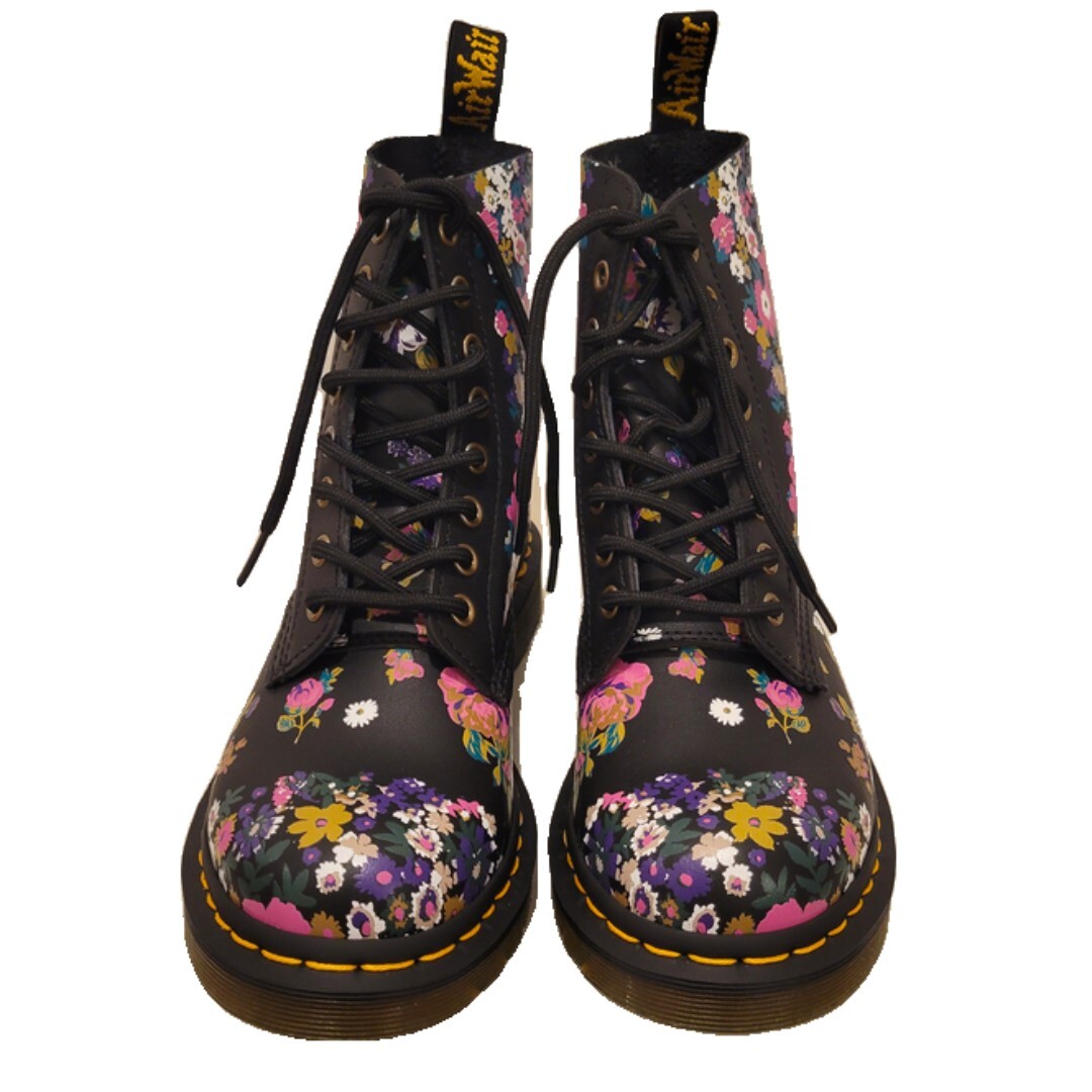 Dr. Martens 1460 Women display picture 2