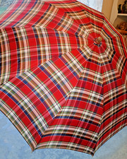 Vintage 50's Red PLAID Lucite Handle Scalloped Edge UMBRELLA