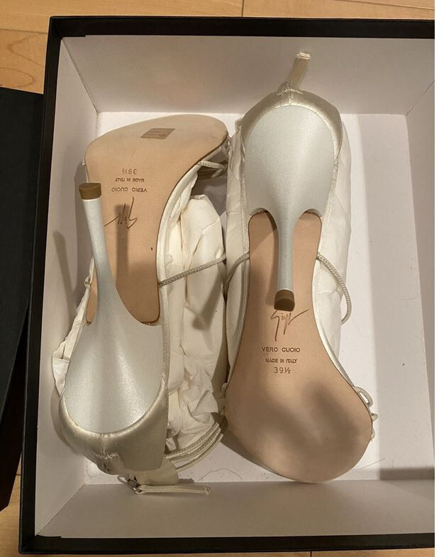 BRAND NEW Giuseppe Zanotti Flower Sandal stiletto heels sz