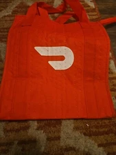 DoorDash Insulated Food Delivery Tote Bag Red Zip Closure 