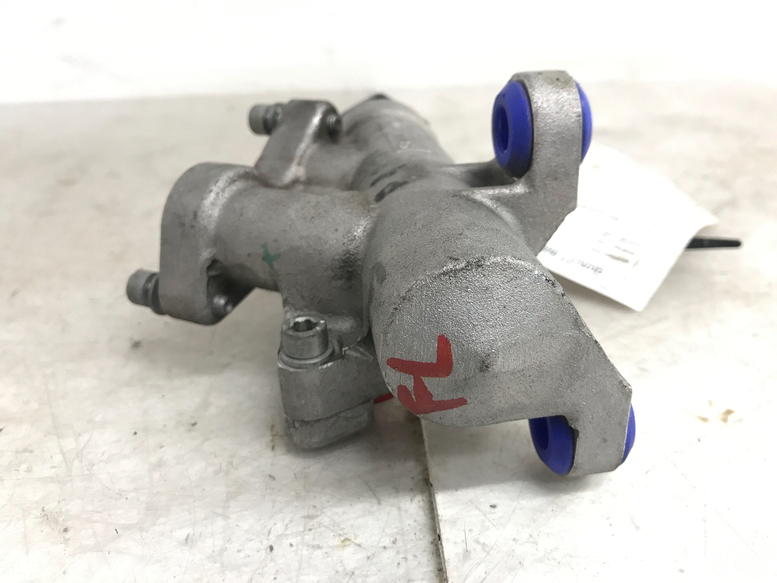 2017-2020 FERRARI GTC4LUSSO OIL THERMOSTAT HOUSING 304797 OEM