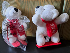 2x Coca-Cola Eisb&auml;ren/Pl&uuml;schtiere mit Skiern (NEU in OVP) und Snowboard