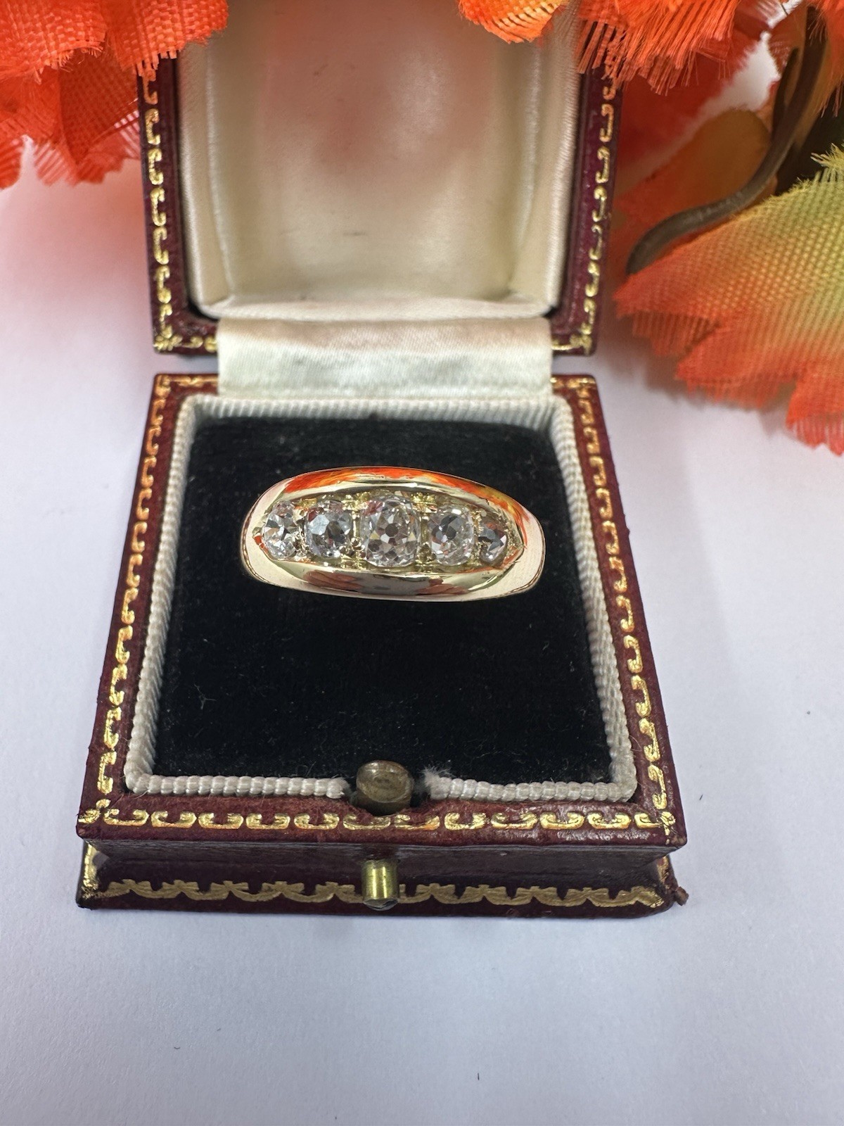 Gorgeous 18ct 1ct Diamond Yellow Gold 5 Stone Old Cut Ring