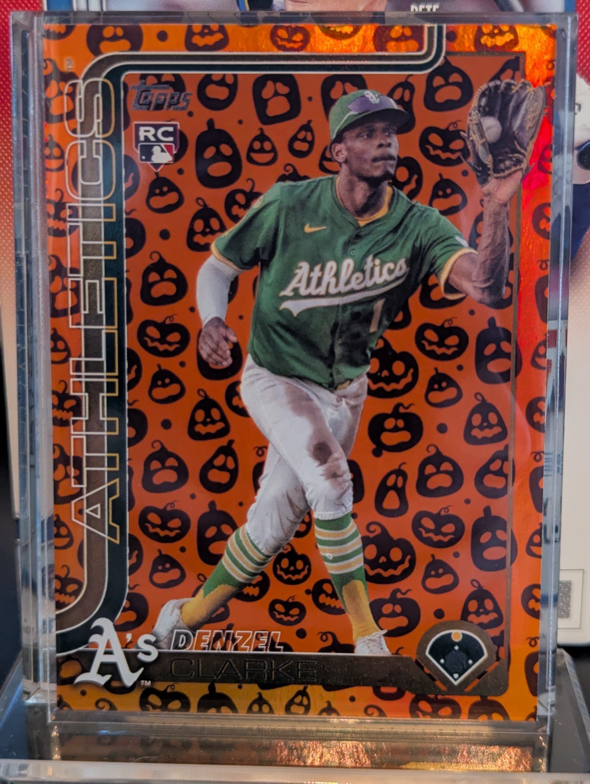 2025 Topps Update Denzel Clarke Rookie Jack O 'Lantern Foil #US14