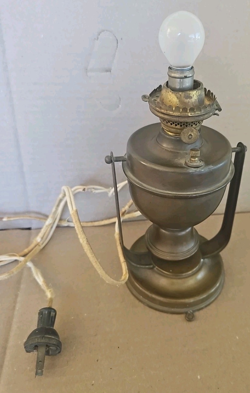 Foto 1 di 24