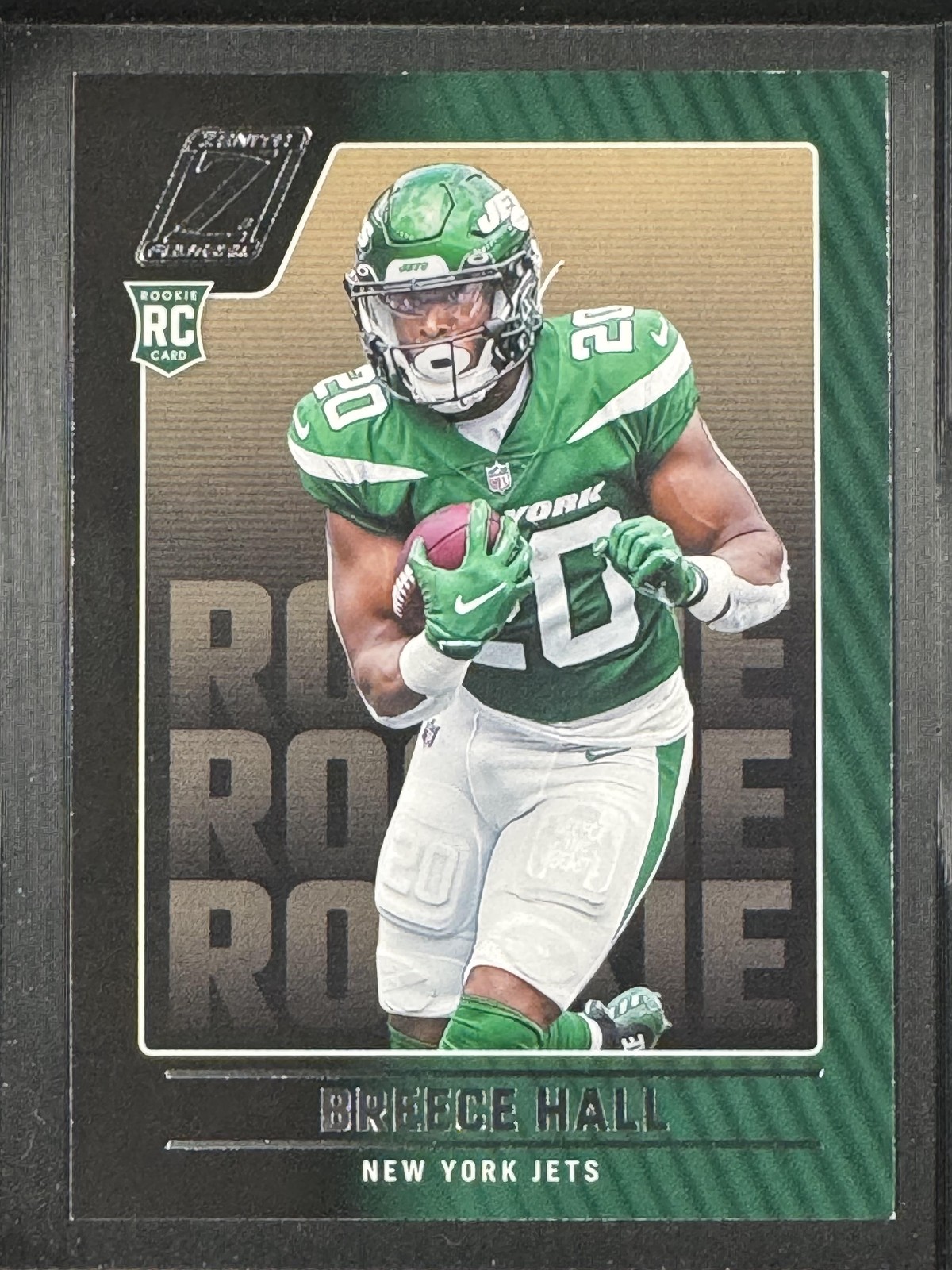 2022 Zenith Retail #114 Breece Hall New York Jets Rookie