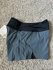 On Cloud Run On Clouds Woman’s Running Shorts Size XS Stone Active Elastic Waist