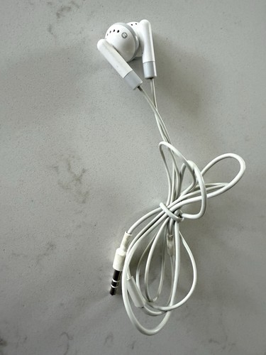 Apple iPod Nano 2GB Weiß Musik Player A1137 Bundle mit Ohrhörern und Hülle - Bild 10 von 17
