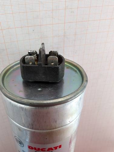 Ducati Condensatore rifasamento mono 6,66 kvar@525V 76,9 µF dim 60x167mm 416.53 - Picture 4 of 4