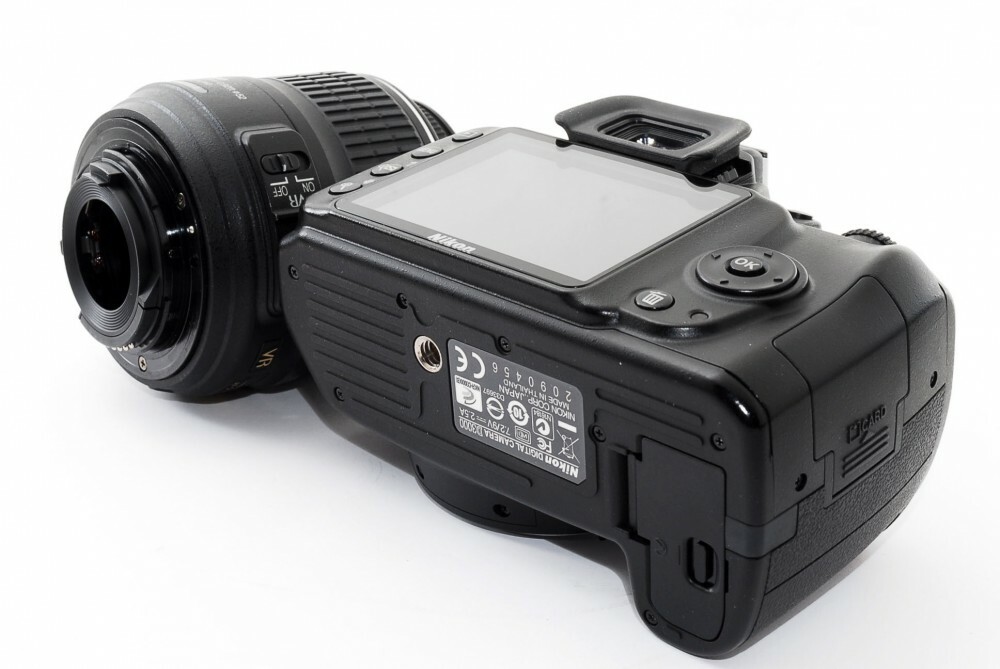あ*️様 Nikon D3000 18-55 VR Kit ボディ　レンズ Nikon D3000 10.2MP DX VR 18-55mm Lens Kit [Exc+++] w/Box,8GB