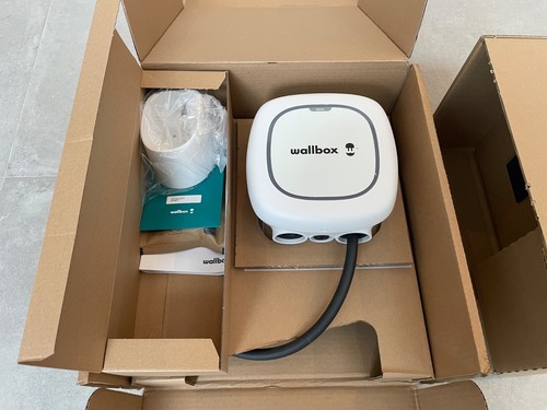 Wallbox Pulsar Max (22 kW, weiß) Typ 2 Ladekabel 5 m  - Neu (Originalverpackung) - Bild 2 von 4