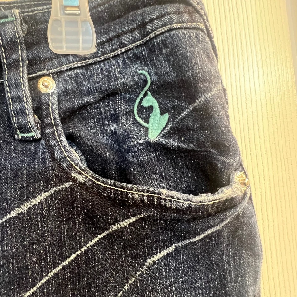 Vintage Baby Phat Capri Jeans Size 14 W31 X L 24 Denim Embroidered Cat Hip Hop  - Image 4 of 4