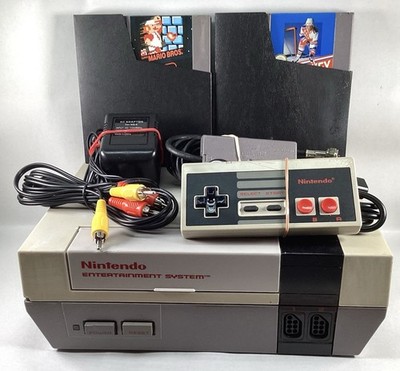 Nintendo NES Gray Original Video Game Console Controller AV 2 Games RF Adapter