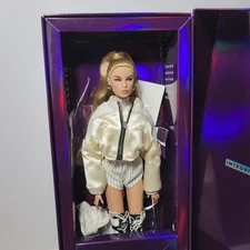 Varsity Alejandra Luna 2021 Obsession Convention Nuface FR Trans Doll *Read*