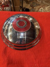 Packard Custom Eight Hubcap 1948-1950 W Center Medallion Nice Packard Custom Eight Hubcap 1948-1950 W Center Medallion Nice