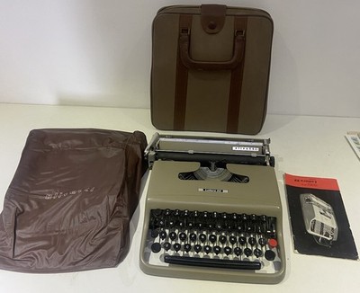 Funktionierende Vintage Latte Olivetti Lettera 22 tragbare Schreibmaschine & Koffer + Instrument BP75