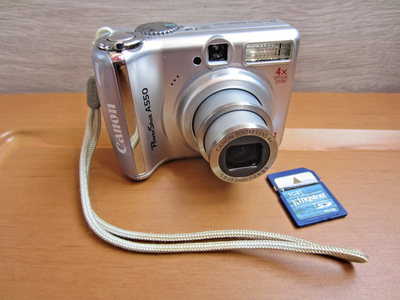 Canon PowerShot A550 Digital Camera 7.1Mp 4x+Card Retro Vintage