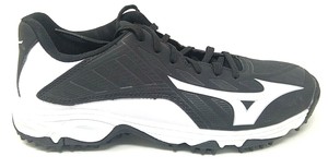 mizuno 9 spike erupt