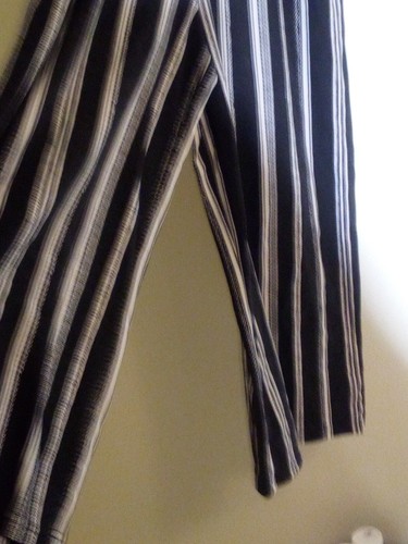 Extremely Me Romper Size 7/8 Black And White Striped - Picture 2 of 6