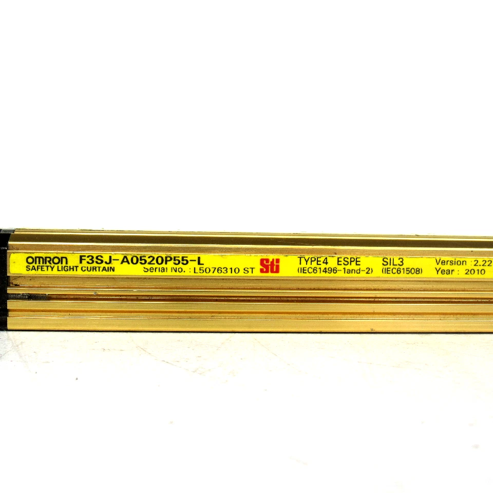 Omron F3SJ-A0520P55-L Safety Light Curtain Emitter 520mm - Image 2 of 4