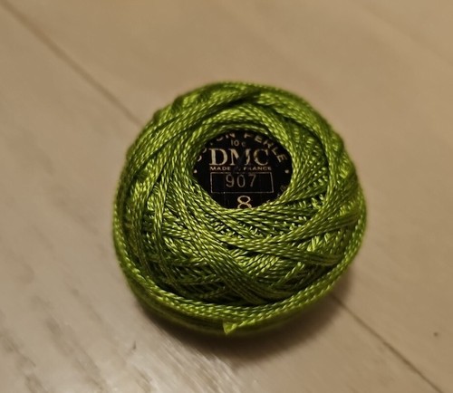 Lot 4DMC Pearl/Perle Cotton Thread Crochet Floss Balls Size 8 GREEN 907 10g 95yd - Picture 2 of 5