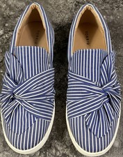 Torrid Womens Slip On Casual Sneaker Nautical Blue White Striped Bow Sz 11 Wide