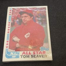 1982 Sealed Topps Cello Pack Tom Seaver Top Card Tight Seal Reggie Jackson Back