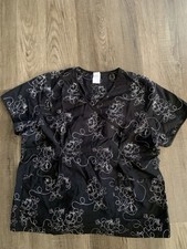 Disney Embroidered Minnie Mouse Scrub Top Elastic Back Pockets Size 3XL