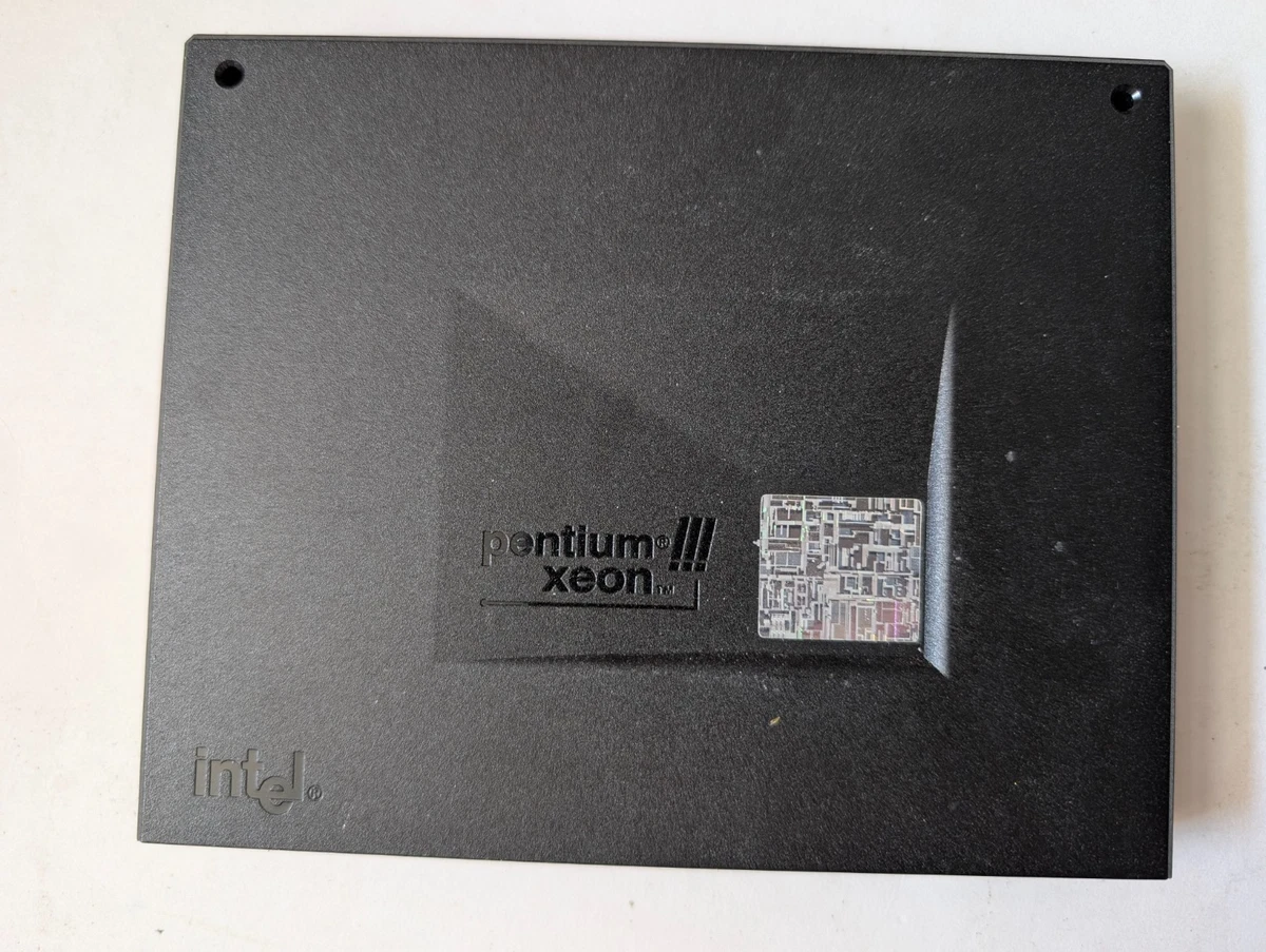 Pentium III Computer Processors (CPUs) 100 MHz Bus Speed Core for
