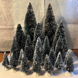 Vtg Lemax Xmas BOTTLE BRUSH Tree Lot 20 Asst Sizes 2.5” to 8.5”