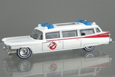 Hot Wheels 2009 Diecast 1/64 Ghostbusters Ecto-1 Cadillac Ambulance Real Riders