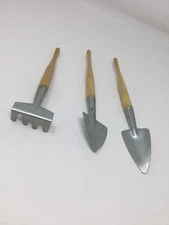 Mini Container Gardening Tool Set 3 Pieces Rake Spade Wood Silver Metal