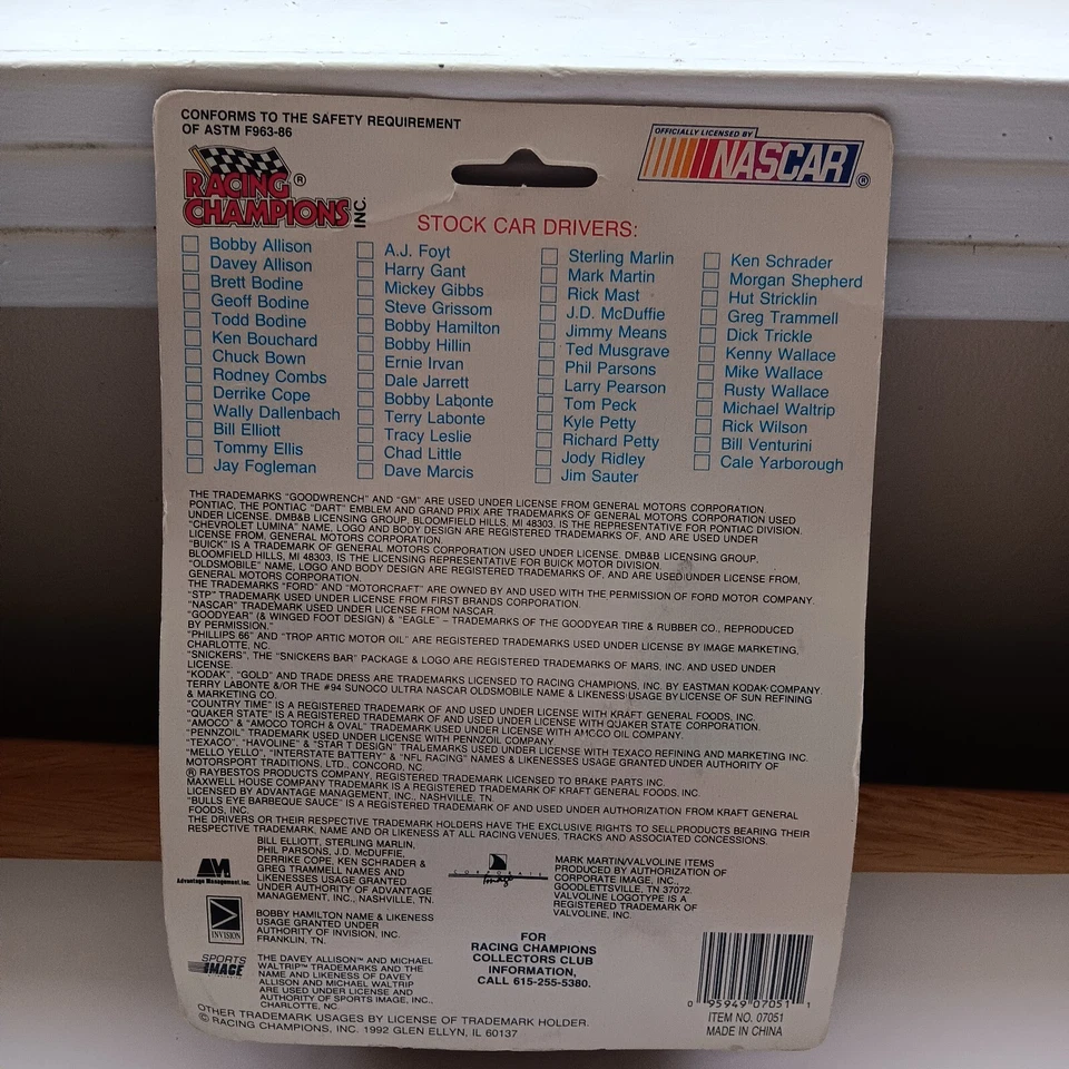 Kyle Petty 1991 #42 Mello Yello Nascar Diecast 1/64 Tarjeta al revés Foto 3 de 4