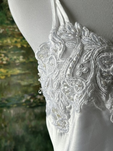 Alexandra Nicole VTG White Liquid Satin Long Nightgown Slip Dress Cross Back M - Picture 12 of 13