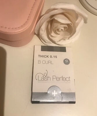 Sealed Lash Perfect B curl professional eyelash extensions 12mm (0.15 thick) 🌸 - Image 1 of 3
