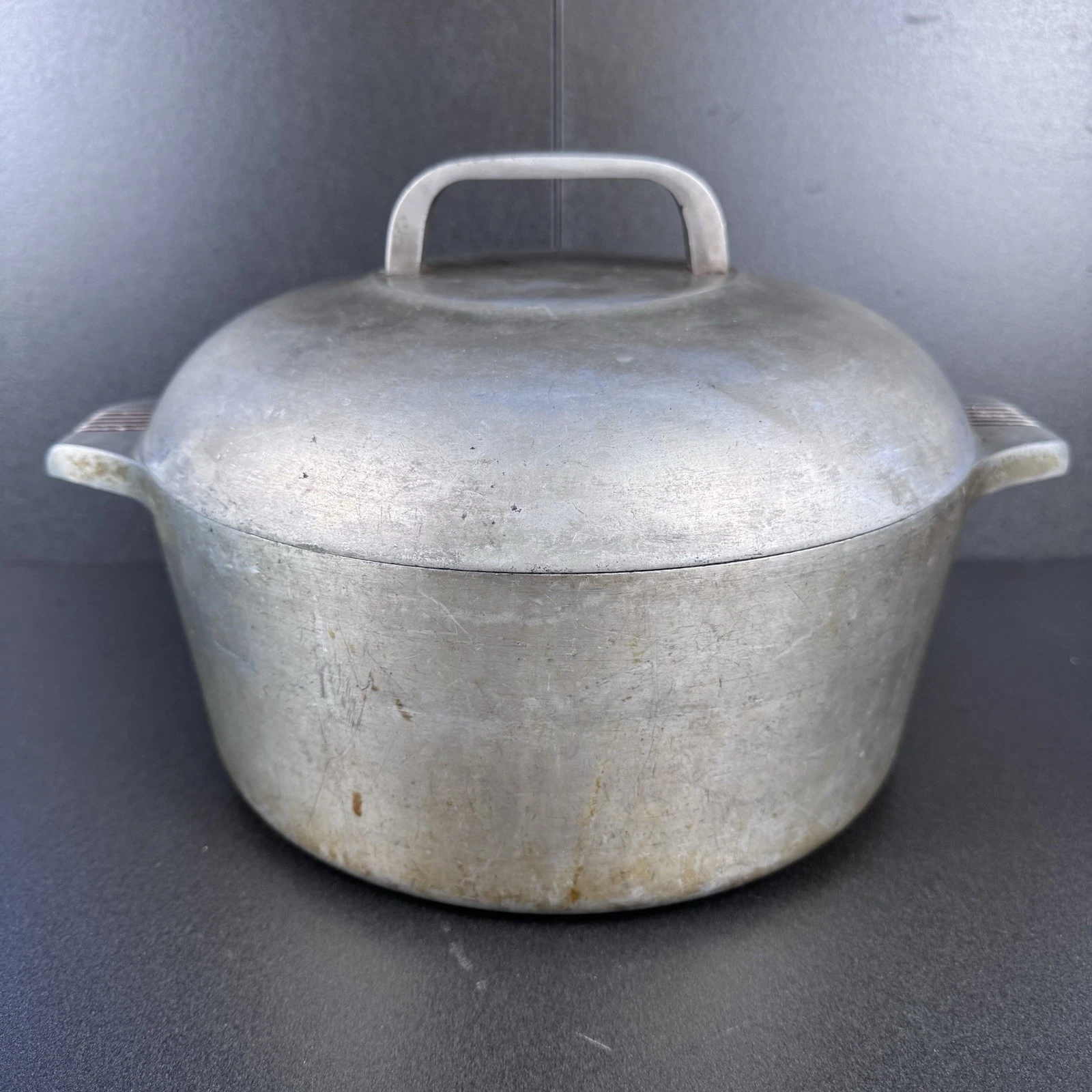 VTG Wagner Ware Sidney O Magnalite 4248-P Round Aluminum Dutch Oven Trivet Rack
Opens in a new windo