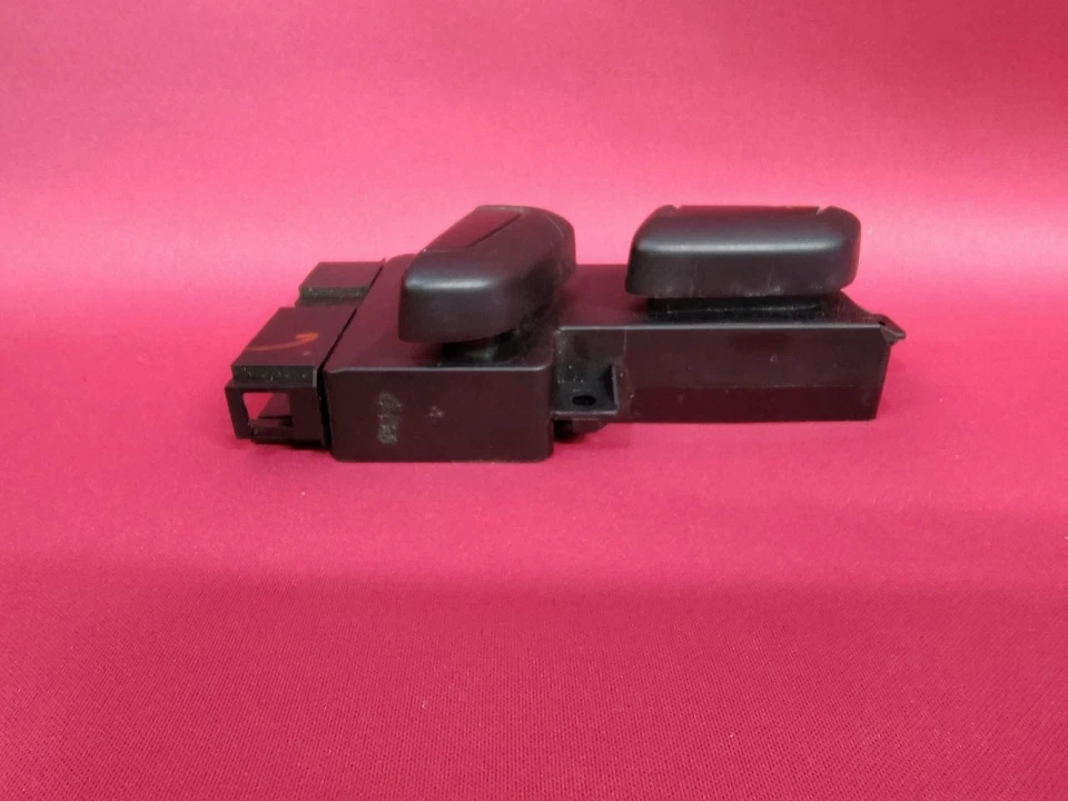 Interruptor de ajuste del asiento del conductor delantero izquierdo negro VW Volkswagen y Audi 2015-2024 Foto 4 de 4