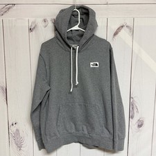 The North Face Heritage Patch Hoodie Men  s Large Gray Kangaroo Pocket EUC