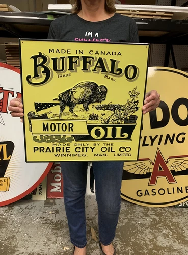 Antique Vintage Old Style Sign Buffalo Motor Oil Canada Made USA
