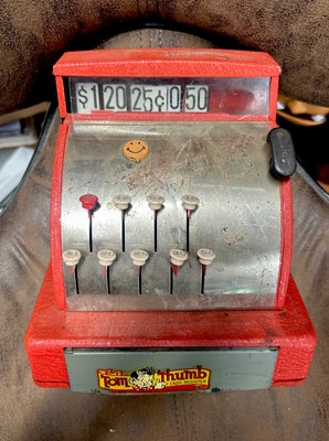 VINTAGE TOY 7 1/2'' HIGH TOM THUMB RED METAL CASH REGISTER working order