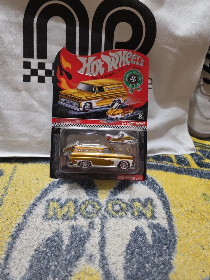 Hot Wheels 2016 Red Line Club ‘64 GMC Panel Holiday Exclusive #124/0500 Low #!!! - Image 4 of 4