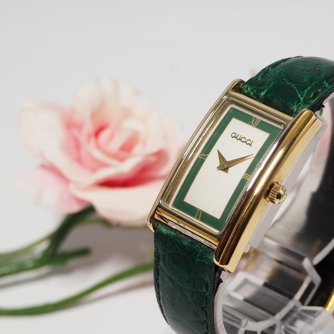 GUCCI グッチ ロゴレザーベルト レディース ゴールド40 GUCCI グッチ ロゴレザーベルト レディース ゴールド40
