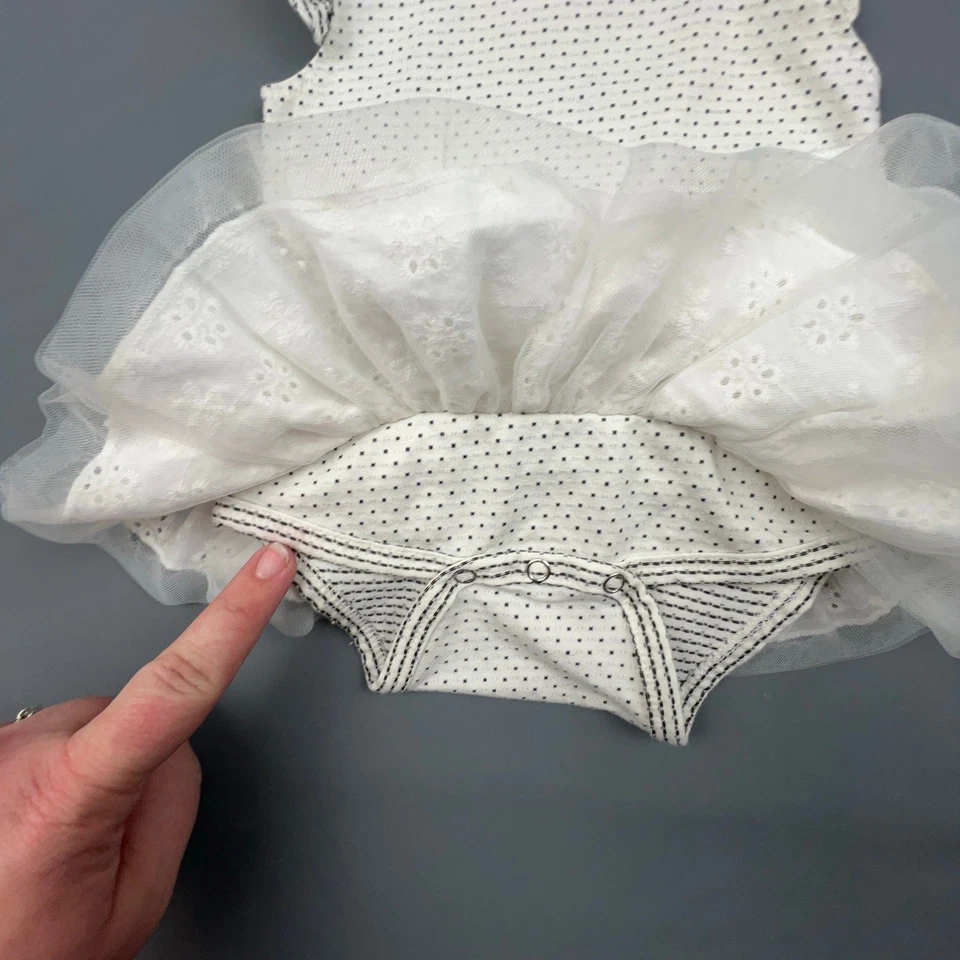 Baby Ganz Tutu Diaper Cover 0-6M Polka Dot Bodysuit Ruffle Skirt White Cute - Image 4 of 4