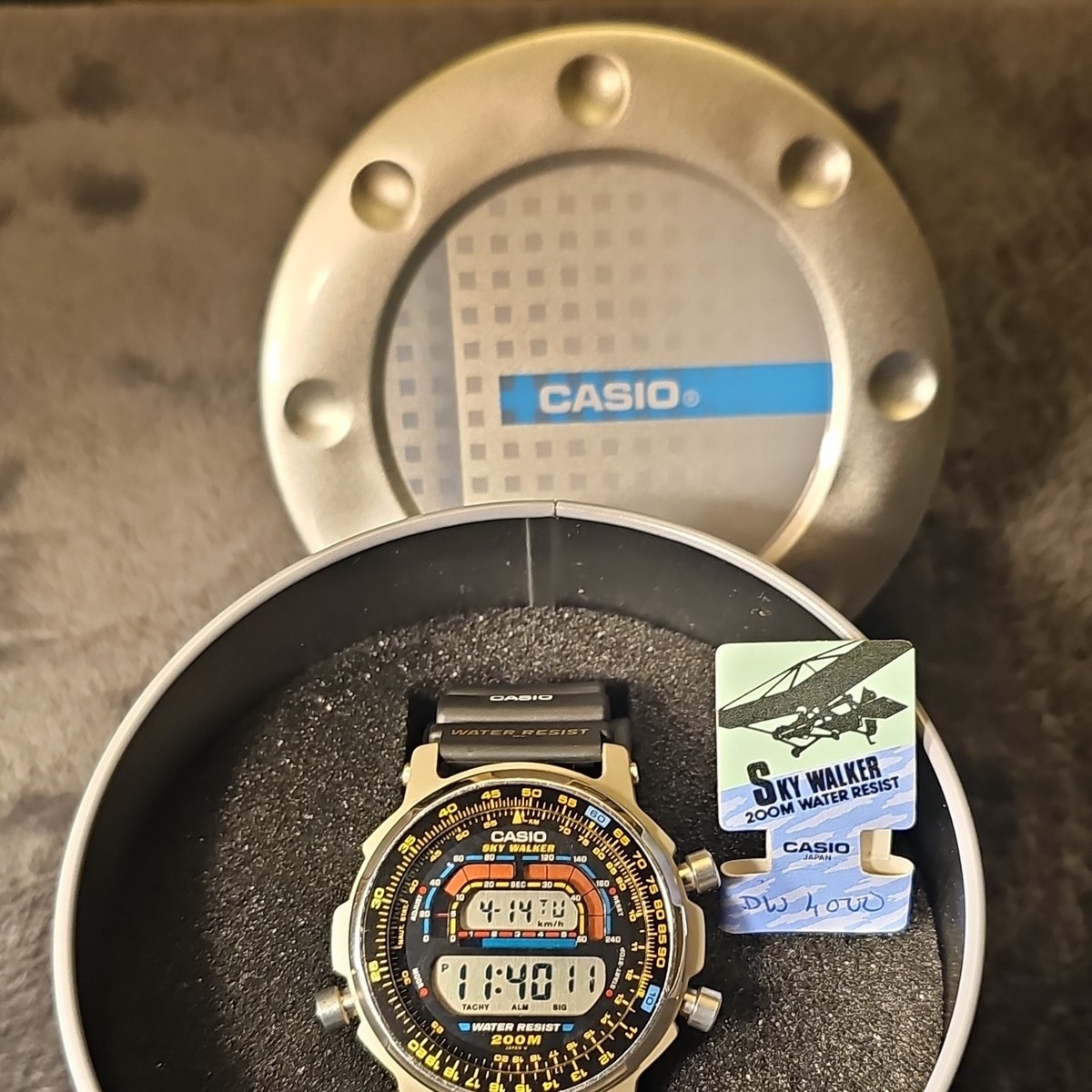 Vintage Casio 905 Dw-4000 Sky Walker Digital 200 M Wrist Watch