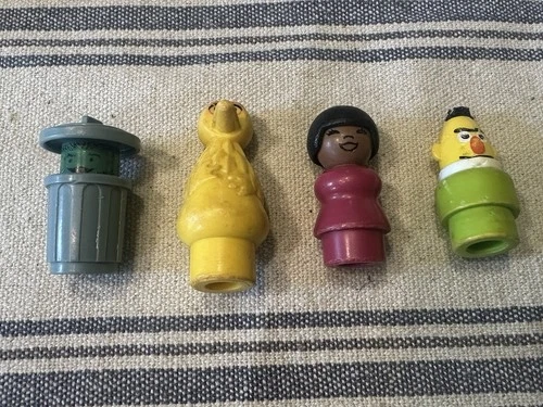 VTG Fisher Price Sesame Street Little People Bert Big Bird Oscar Susan