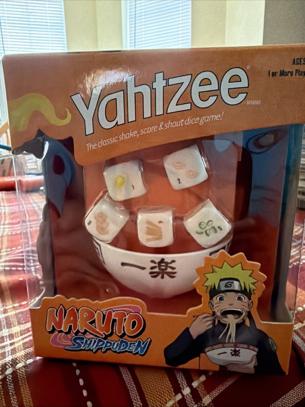 YAHTZEE: Naruto Shippuden | Classic Family Dice Game Based on Anime Show