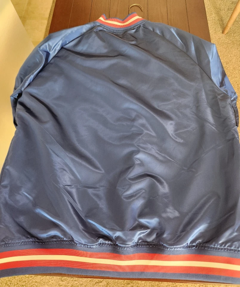 Chaqueta de satén Mitchell And Ness XXL Mitchell And Ness de los años 70 azul real Detroit Pistons para hombre Foto 4 de 4