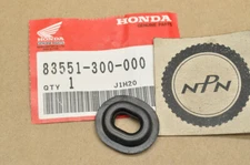 NOS Honda CBX CB1000 GL1500 SL70 SL350 XR350 XR600 XL70 XL250 Side Cover Grommet