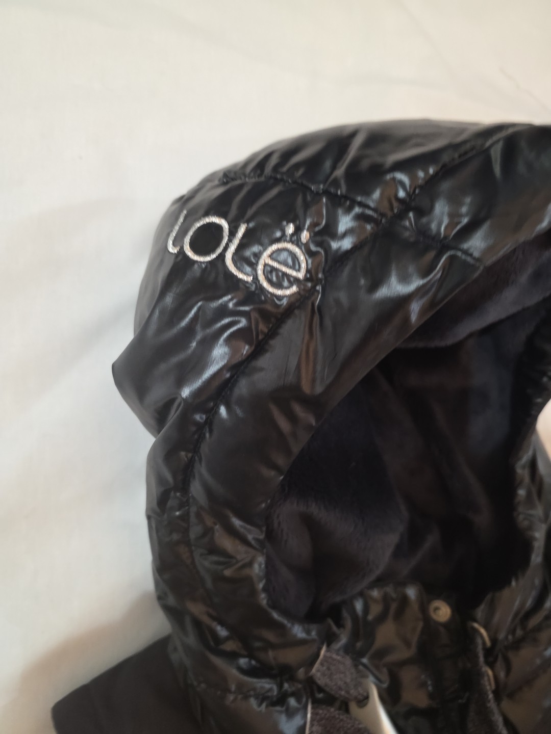 LOLE Hooded Vest Atelier Insulation Puffer Jacket NWT No Arms 