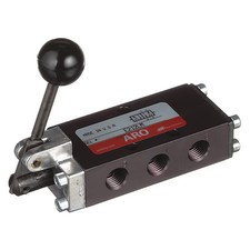 Aro E212lm Valve, Manual Air Control, 1/4 In Valve Port Size, Npt, Lever /